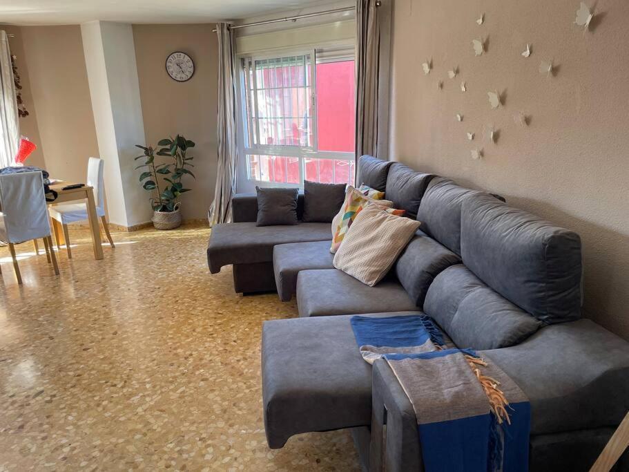 Precioso Junto Al Centro Con Garaje Apartamento Valência