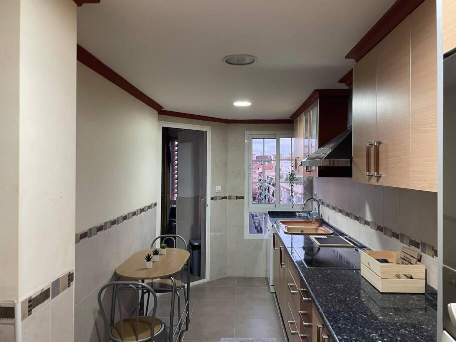 Apartamento Precioso Junto Al Centro Con Garaje Valencia